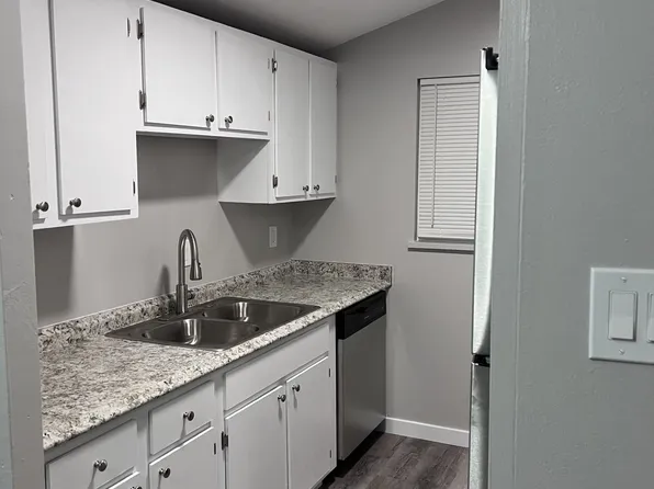 2115 4th Ave #B, Greeley, CO 80631