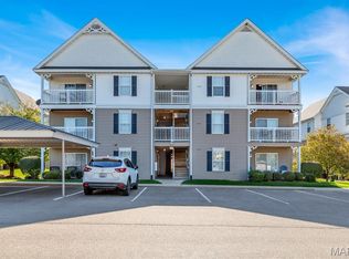 8302 Spring Creek Ln, O'Fallon, MO 63368