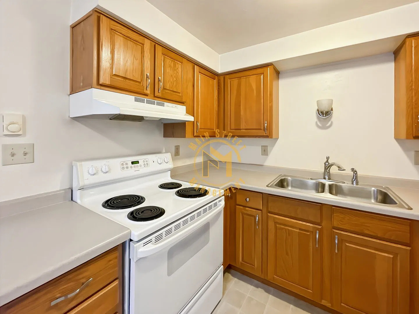 2445 Woodale Ave. — Photo 3