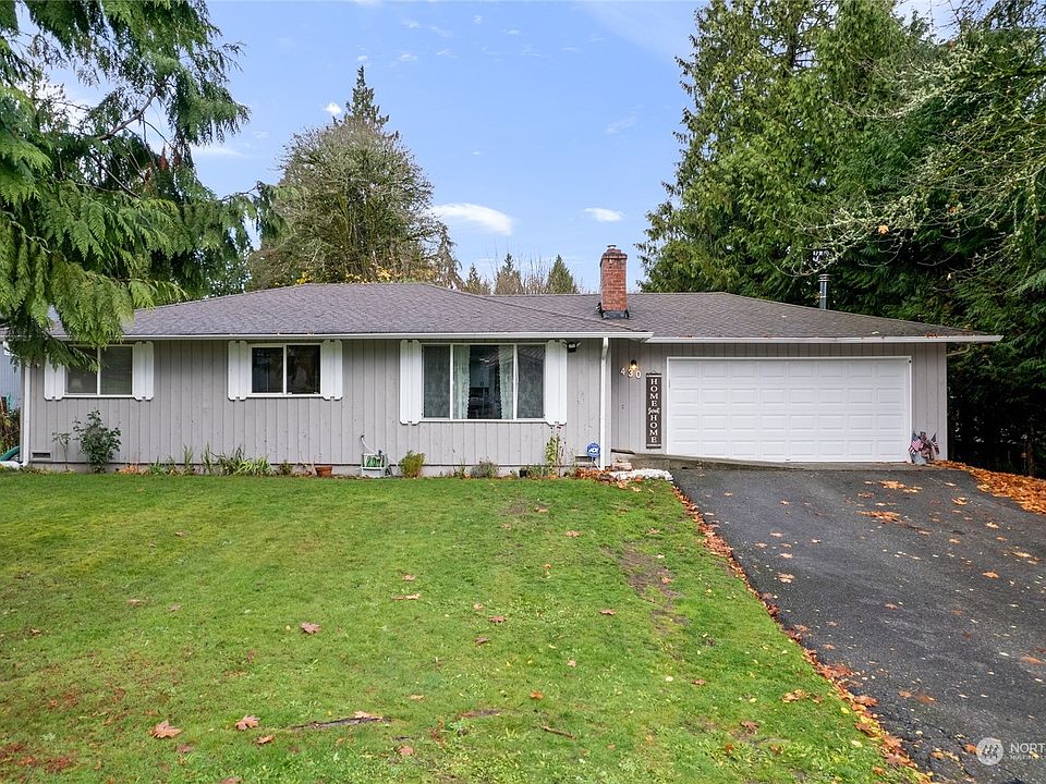 1st image of 430 NE Conifer Drive