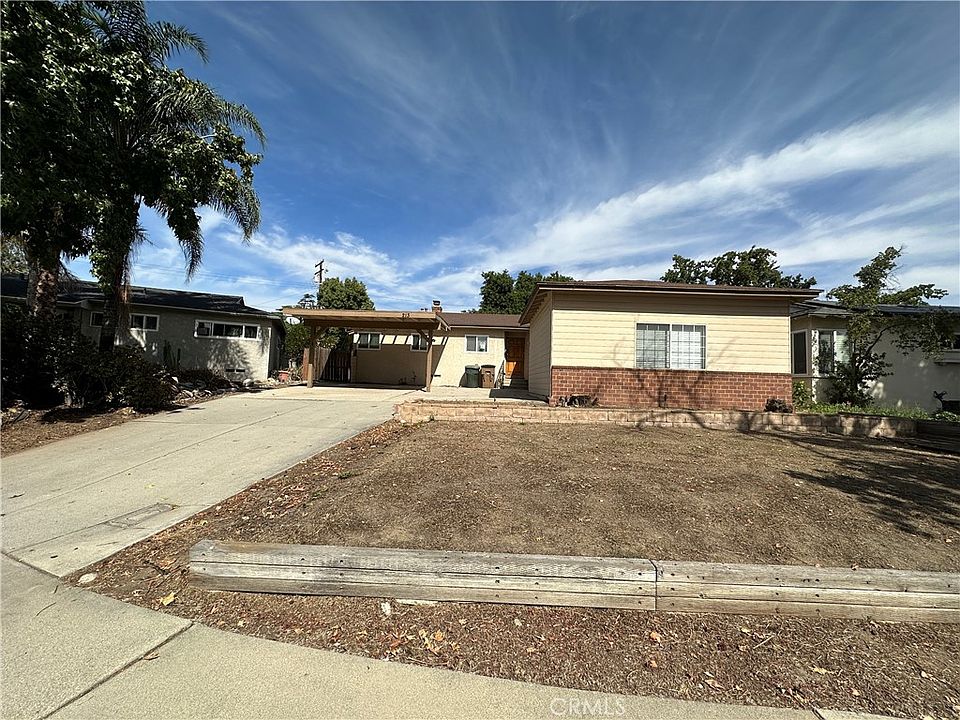 1st image of 213 Creighton Cir