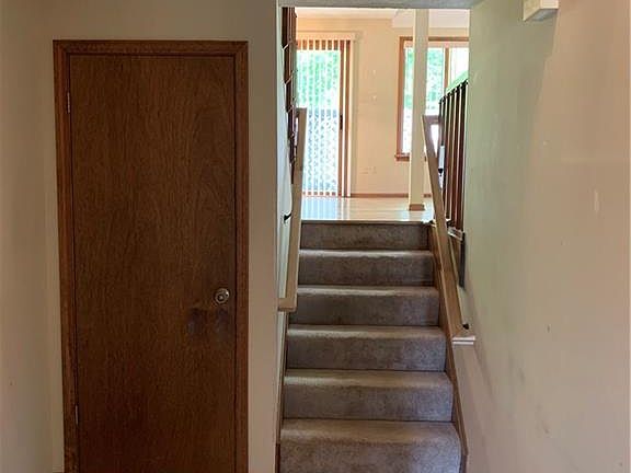 3rd image of 55 Cambridge Ct