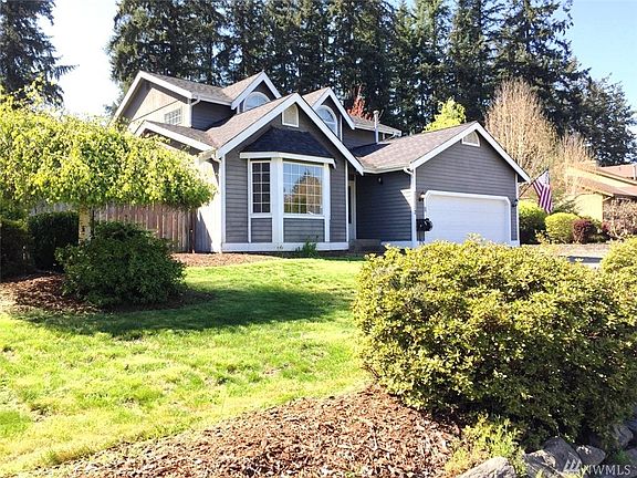 2nd image of 11112 222nd Avenue Ct E