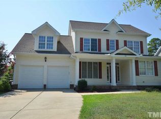 201 Avent Meadows Ln, Holly Springs, NC 27540