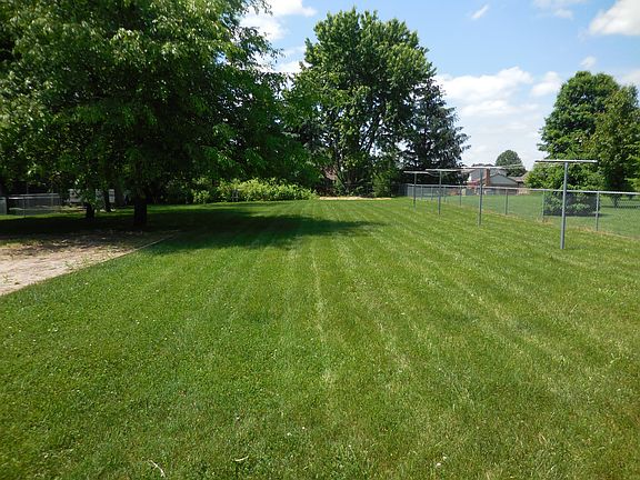1/2 ACRE LOT