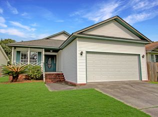 546 Beechcraft St, Charleston, SC 29407