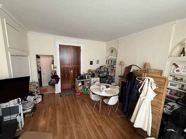 228 Beacon St #2 — Photo 4