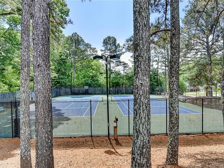 3380 McClure Woods Dr — Photo 50