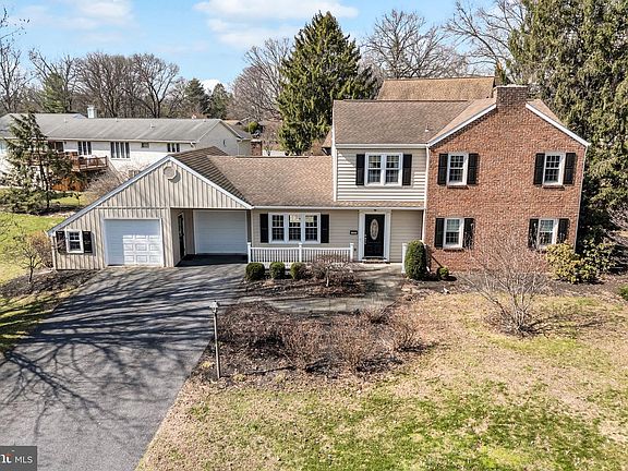2nd image of 1200 Sadler Dr