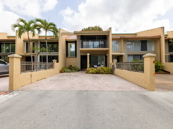720 E Coco Plum Cir APT 5, Plantation, FL 33324