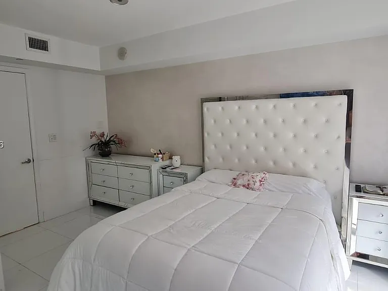 50 Biscayne Blvd #2810 — Photo 32