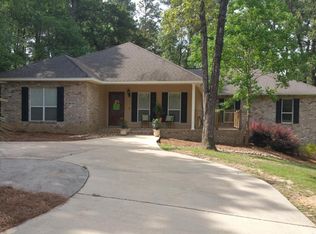 3 Saint Charles Ave, Hattiesburg, MS 39402