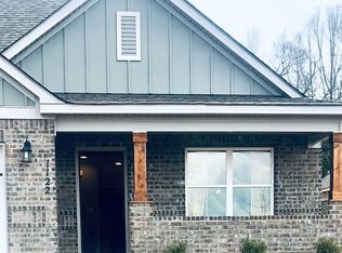 1122 Maggie Dr, Prattville, AL 36066