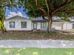 1038 RIDGEWAY DRIVE, NORTH FORT MYERS, FL 33903