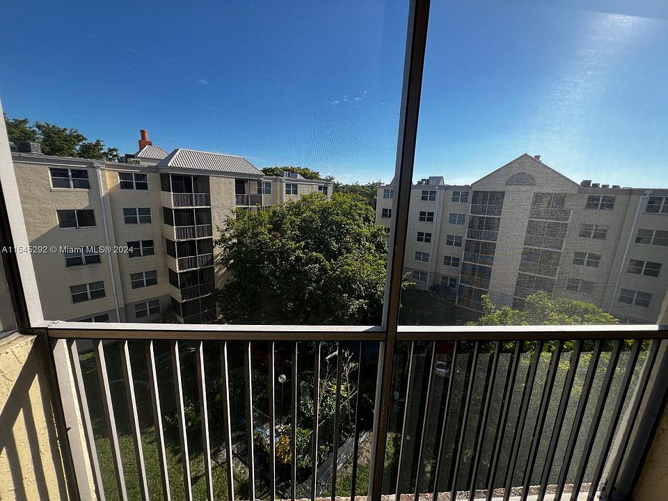 1st image of 8353 Lake Dr APT 503