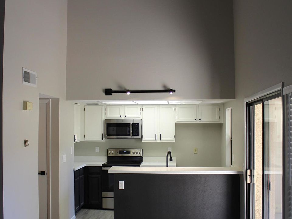 1st image of 1432 W Emerald Ave Unit 21