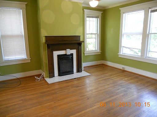 1st image of 2400 Oakland Ave #B