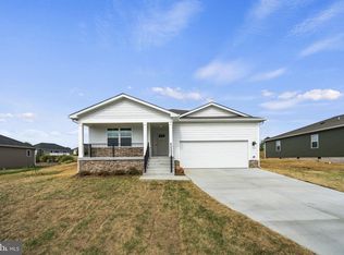 407 Stonewall Jackson Blvd, Staunton, VA 24401