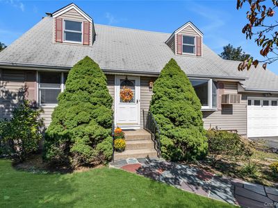 145 Manhasset Avenue, Manhasset, NY, 11030