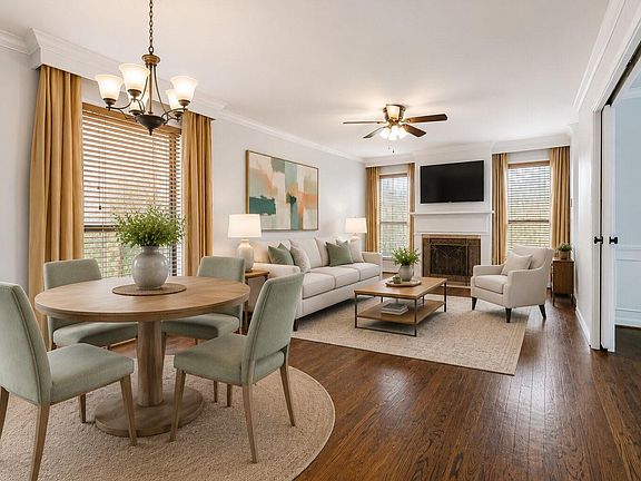 2nd image of 1601 S Shepherd Dr APT 272