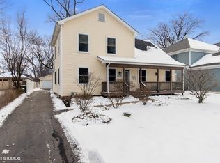 641 Elder Ln, Deerfield, IL