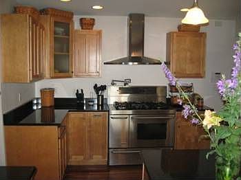 5th image of 628 N Aldrich St