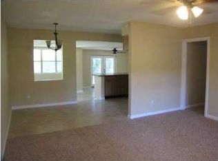 4 Feldor Dr, Pensacola, FL 32506