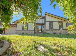 8537 E Longlake St, Wichita, KS 67207