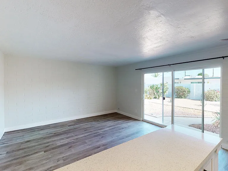 1712-1724 E Ocotillo Rd — Photo 101