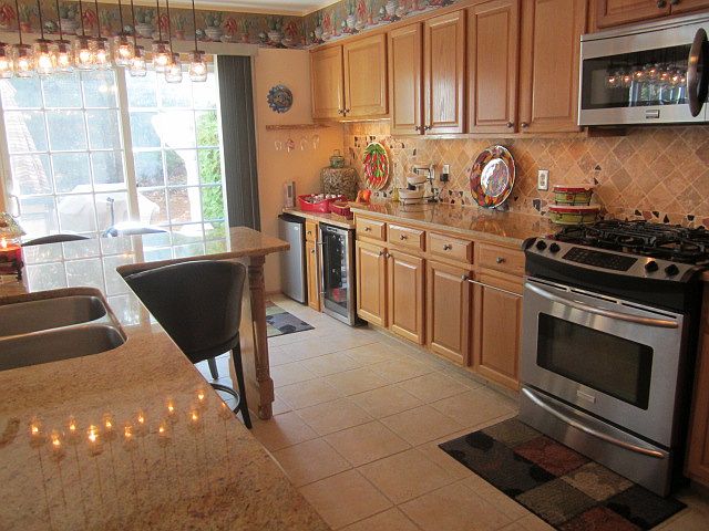 1st image of 3204 Equestrian Way