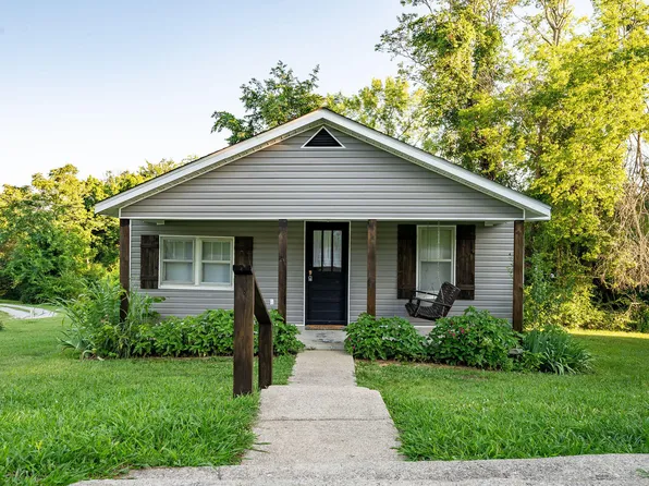 370 Green Acres Dr, Monticello, KY 42633
