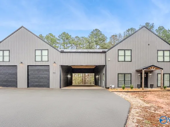 4536 Danville Rd SW, Decatur, AL 35603