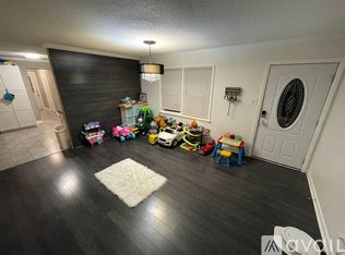 6706 Agnes Scott Ct, Fayetteville, NC 28311