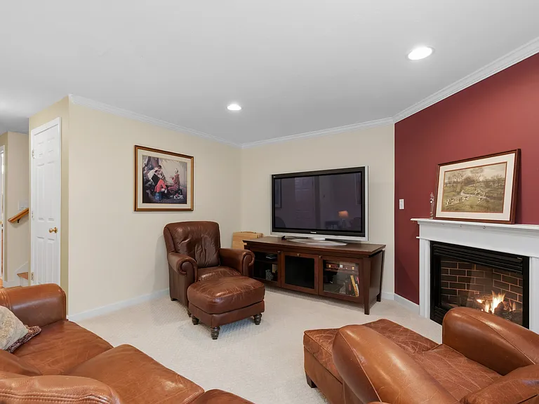 27 Colburn St #27 — Photo 5