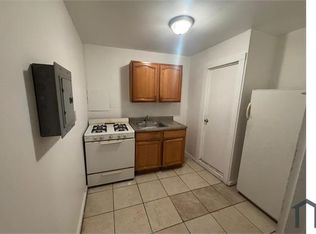 817 Summer Ave APT 1, Newark, NJ 07104