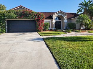 825 Hancock Bridge Pkwy, Cape Coral, FL 33990