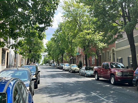 4th image of 330 N 8th St