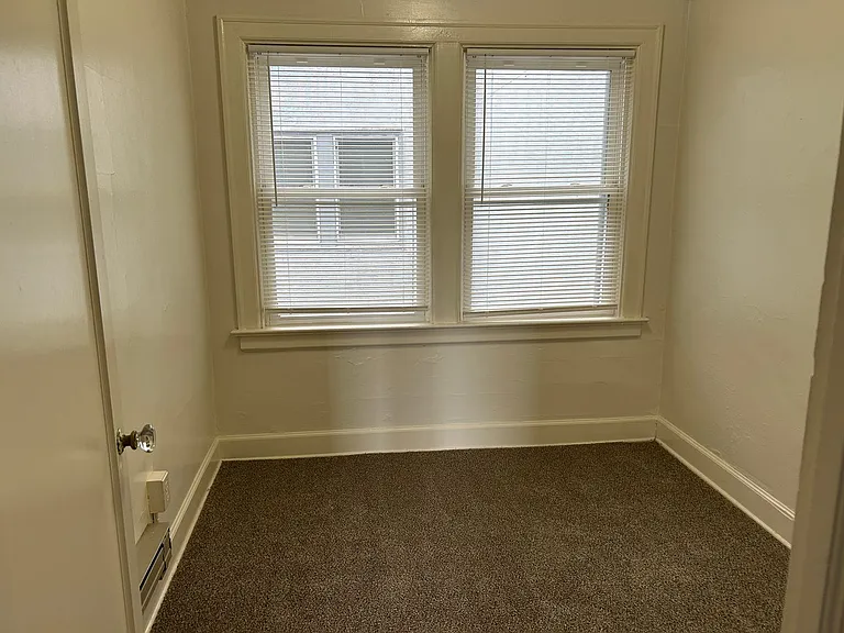 1225 Commerce Ave — Photo 15