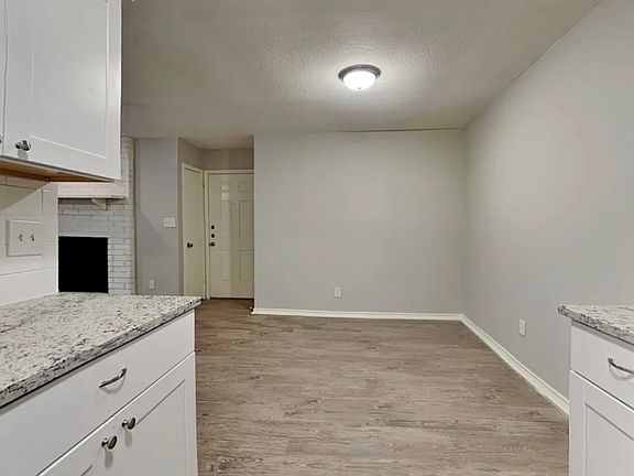4th image of 920 McKavett Dr