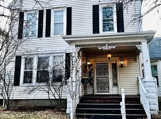 709 N 7th St, Springfield, IL 62702