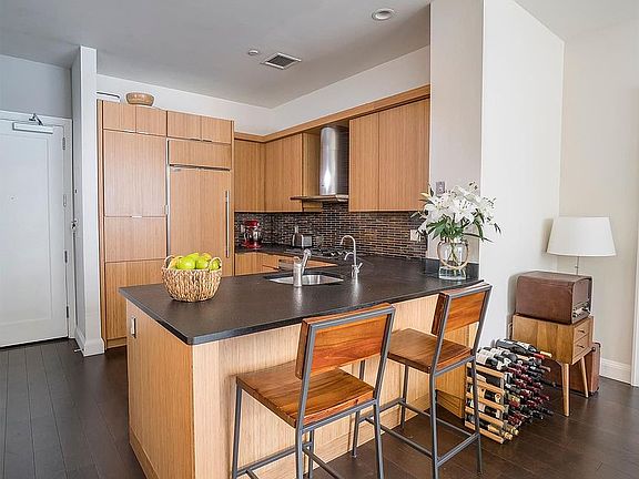 2nd image of 70 Little St W #7N