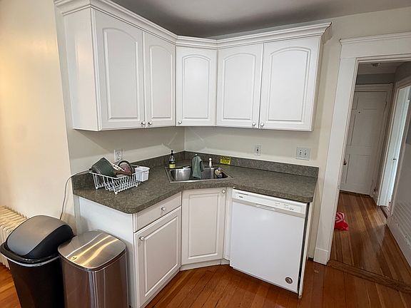 2nd image of 155 College Ave #3