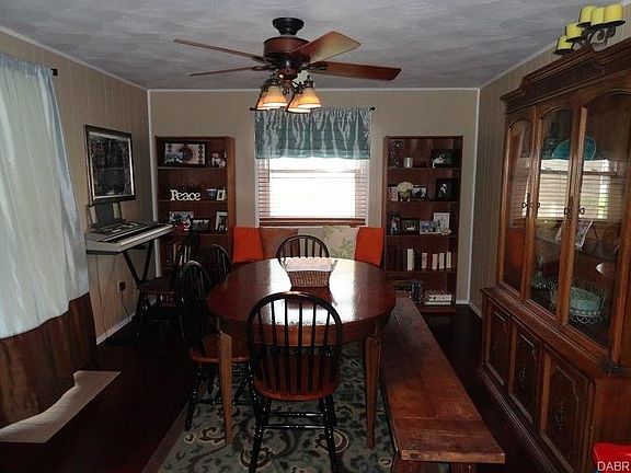 5th image of 611 Stonyridge Ave