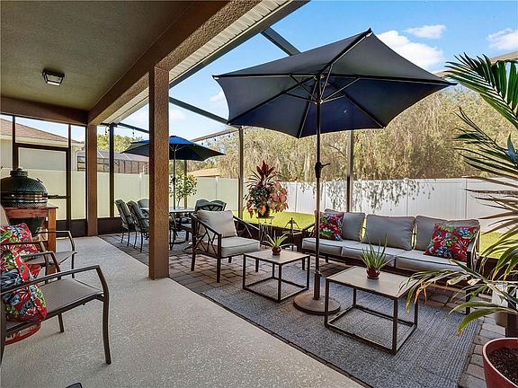 5th image of 619 Lake Cove Pointe Cir