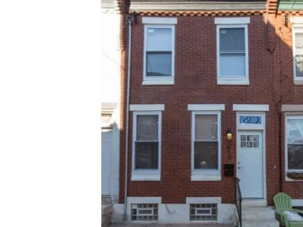 325 Moore St, Norristown, PA 19401