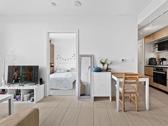 5th image of 5058 Joyce St #2504