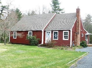 27 Rocky Gutter St, Middleboro, MA 02346