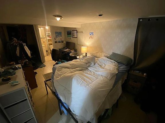 5th image of 124 Manhattan Ave #1K