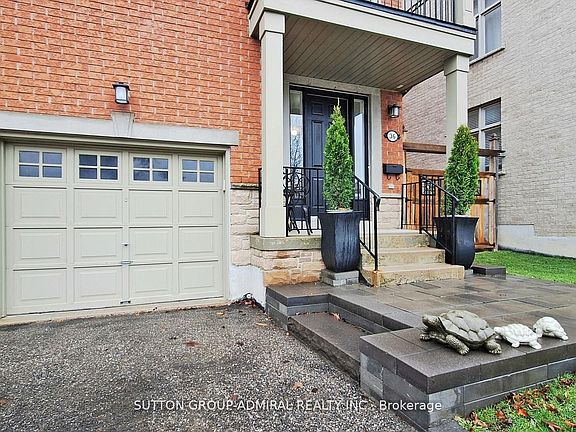 5th image of 36 Helen St