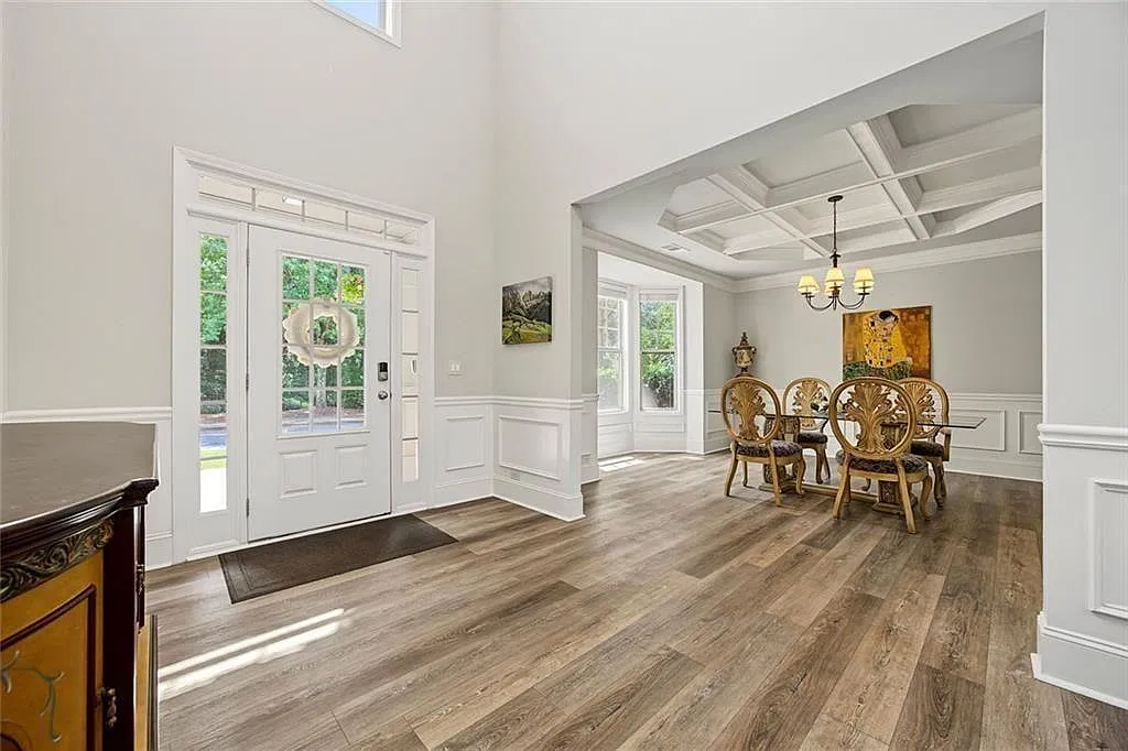 5 bed, 3.0 bath, 2968 sqft, $2,850 — Photo 3